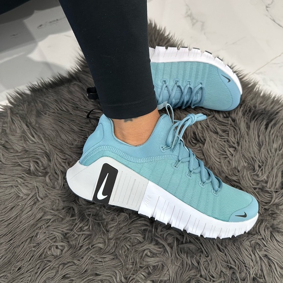 Nike Free Metcon 6 - Picture 2 of 8